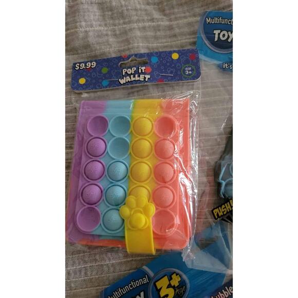 Pop It Wallet & Bubble Toy Bundle, Push Pop Sensory Fidget Toy, Multicolor - Picture 2 of 6
